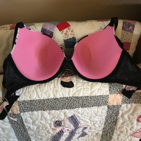 Pink VS - Picture 2 of 2